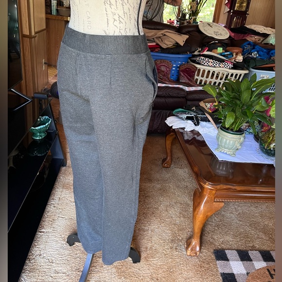 Duluth Trading Co Women's Size Small x 33 Gray Pull on Pant Rayon Blend Ponte. - Picture 6 of 16